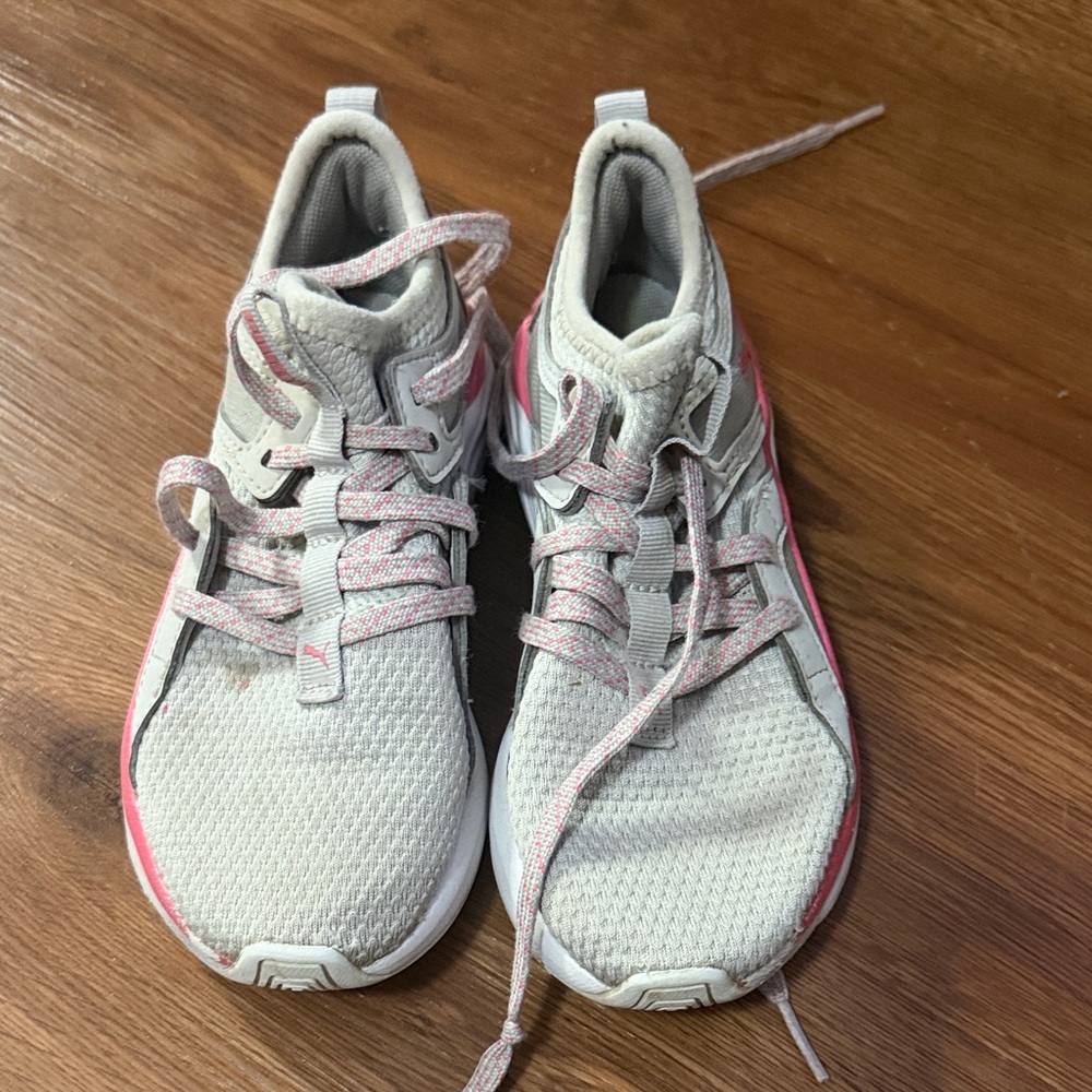 Puma Kids Sneakers - Pink and White